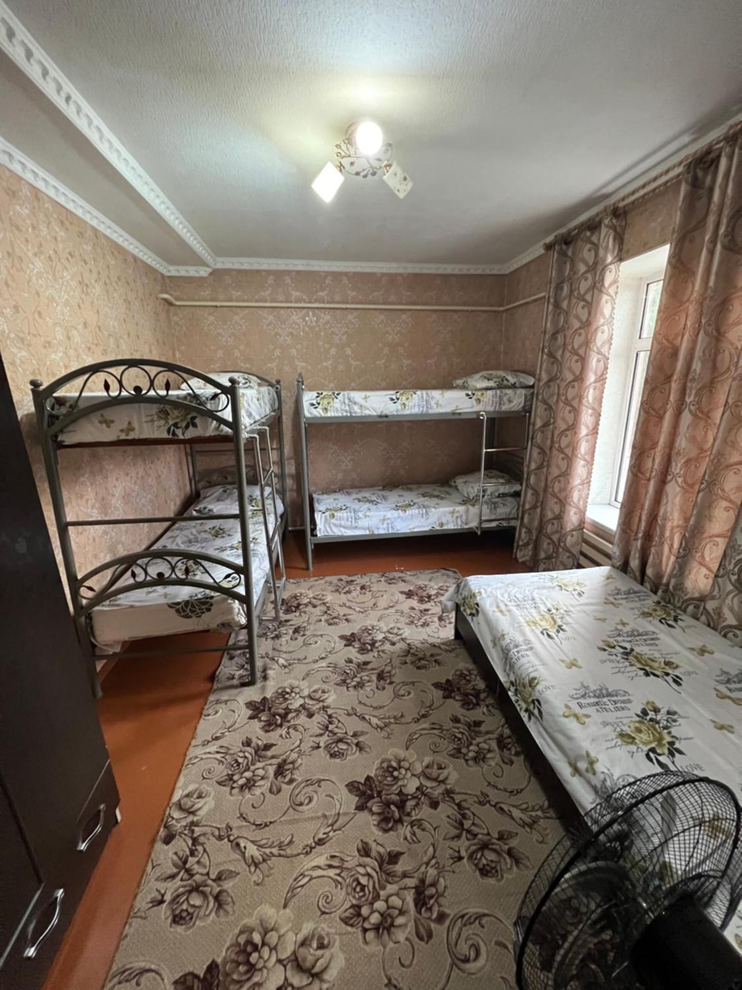 Lovely Home Osh Buitenkant foto