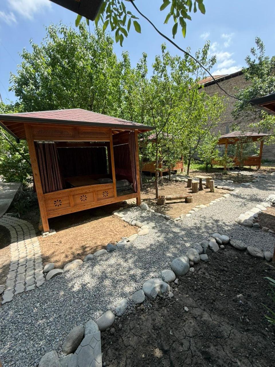 Lovely Home Osh Buitenkant foto